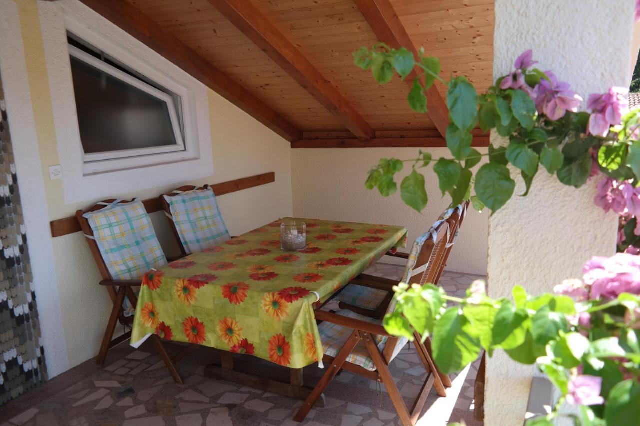 Apartments Biskup Privlaka  Room photo